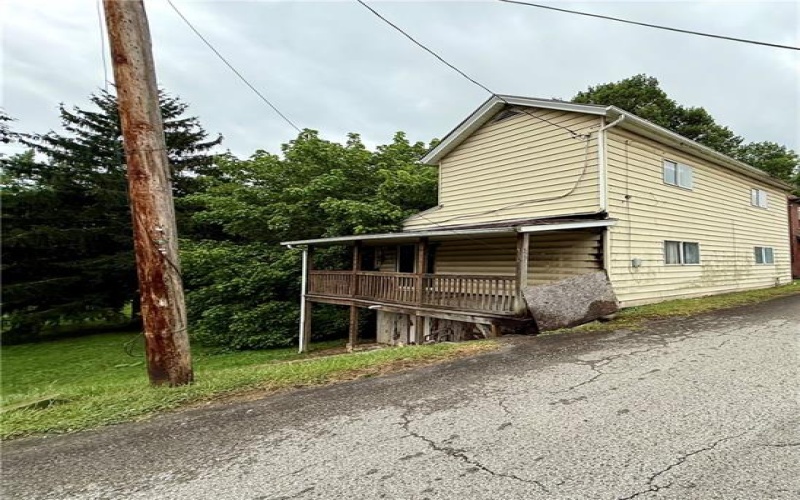 527 Sugar Lane, Clarksville, 15322, 2 Bedrooms Bedrooms, ,Residential,For Sale,Sugar Lane,1771750