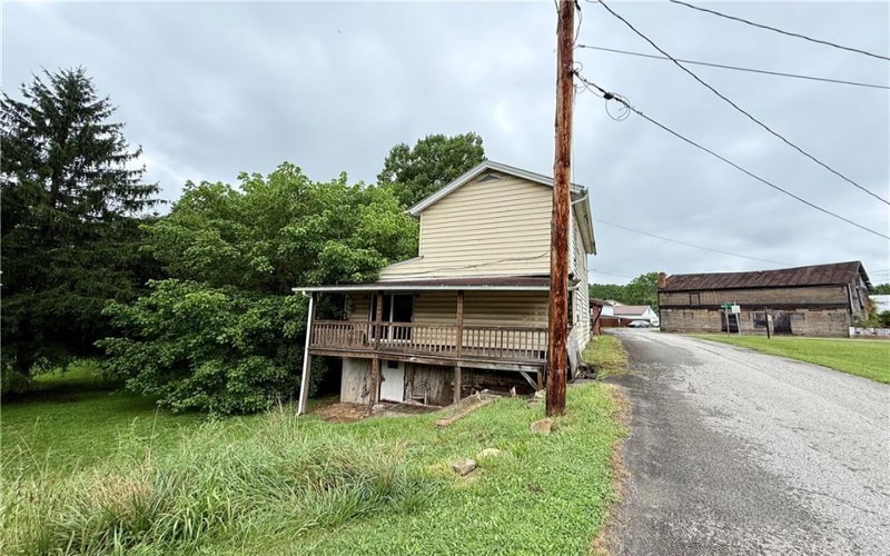 527 Sugar Lane, Clarksville, 15322, 2 Bedrooms Bedrooms, ,Residential,For Sale,Sugar Lane,1771750