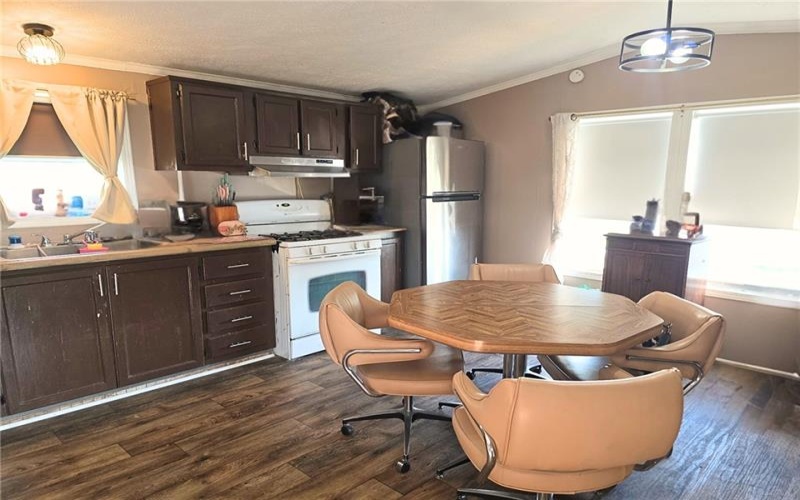 516 Hill St, Mt Pleasant, 15666, 3 Bedroom Bedrooms, 6 Room Rooms,2 BathroomBathrooms,Residential,For Sale,Hill St,1771808