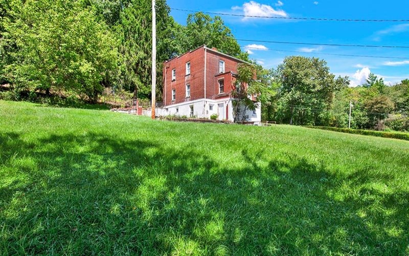 140 Smartnick Rd, Greensburg, 15601, 4 Bedroom Bedrooms, ,2.1 BathroomBathrooms,Residential,For Sale,Smartnick Rd,1771857