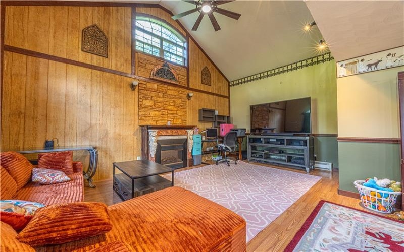 111 Dry Knob Rd, Smithfield, 15478, 3 Bedrooms Bedrooms, ,2 BathroomsBathrooms,Residential,For Sale,Dry Knob Rd,1771862