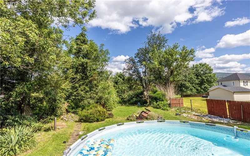 111 Dry Knob Rd, Smithfield, 15478, 3 Bedrooms Bedrooms, ,2 BathroomsBathrooms,Residential,For Sale,Dry Knob Rd,1771862