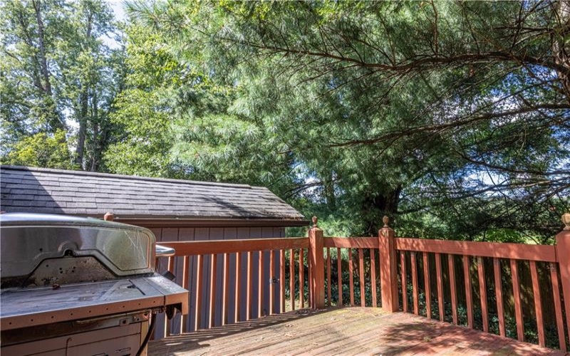 111 Dry Knob Rd, Smithfield, 15478, 3 Bedrooms Bedrooms, ,2 BathroomsBathrooms,Residential,For Sale,Dry Knob Rd,1771862