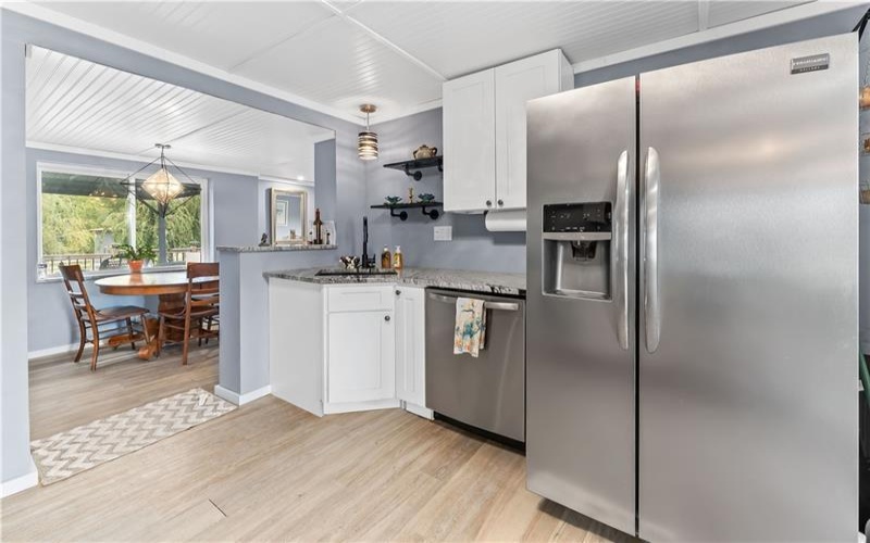 1752 Eighty Eight Rd, Greensboro, 15338, 2 Bedroom Bedrooms, 6 Room Rooms,2 BathroomBathrooms,Residential,For Sale,Eighty Eight Rd,1771938