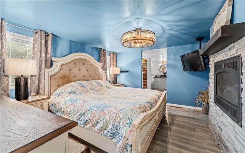 1752 Eighty Eight Rd, Greensboro, 15338, 2 Bedroom Bedrooms, 6 Room Rooms,2 BathroomBathrooms,Residential,For Sale,Eighty Eight Rd,1771938
