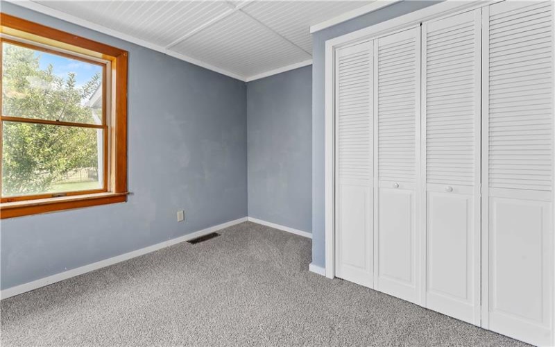 1752 Eighty Eight Rd, Greensboro, 15338, 2 Bedroom Bedrooms, 6 Room Rooms,2 BathroomBathrooms,Residential,For Sale,Eighty Eight Rd,1771938