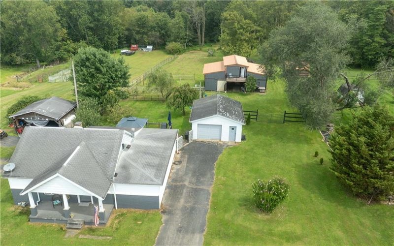 1752 Eighty Eight Rd, Greensboro, 15338, 2 Bedroom Bedrooms, 6 Room Rooms,2 BathroomBathrooms,Residential,For Sale,Eighty Eight Rd,1771938