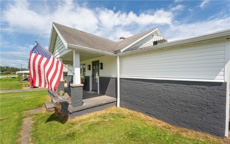 1752 Eighty Eight Rd, Greensboro, 15338, 2 Bedroom Bedrooms, 6 Room Rooms,2 BathroomBathrooms,Residential,For Sale,Eighty Eight Rd,1771938