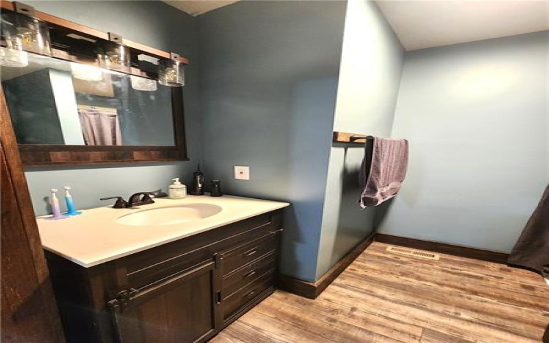 817 John St, Langeloth, 15054, 2 Bedroom Bedrooms, ,1 BathroomBathrooms,Residential,For Sale,John St,1771943