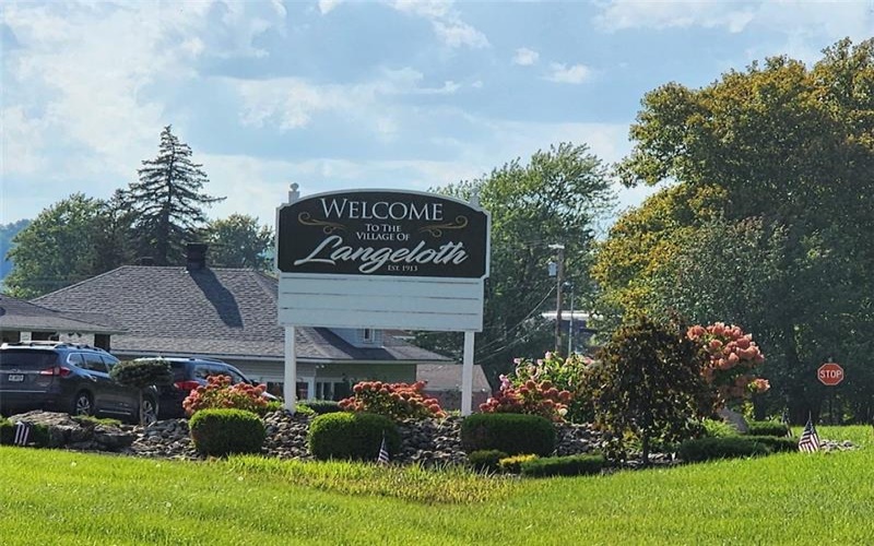 817 John St, Langeloth, 15054, 2 Bedroom Bedrooms, ,1 BathroomBathrooms,Residential,For Sale,John St,1771943