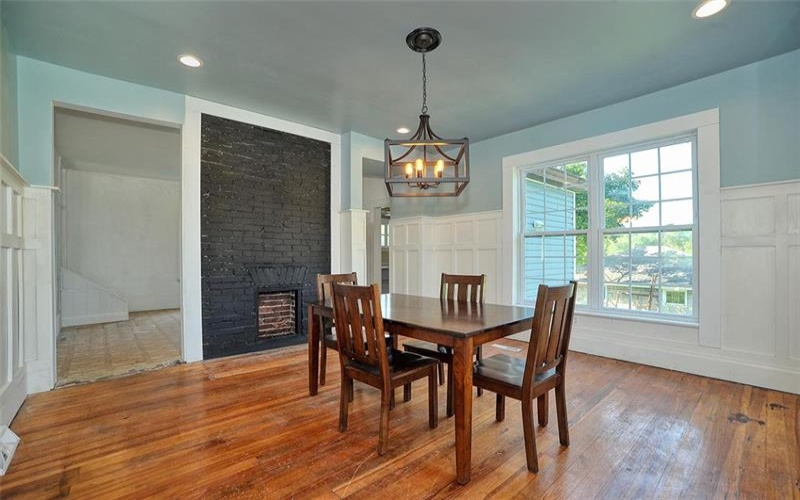 5 Wabash Avenue, Hickory, 15340, 4 Bedroom Bedrooms, 10 Room Rooms,1 BathroomBathrooms,Residential,For Sale,Wabash Avenue,1771978