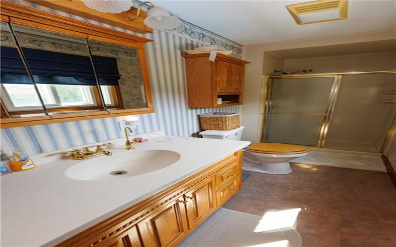 107 Hillman Park Dr, Brownsville, 15417, 3 Bedroom Bedrooms, 9 Room Rooms,3 BathroomBathrooms,Residential,For Sale,Hillman Park Dr,1771983