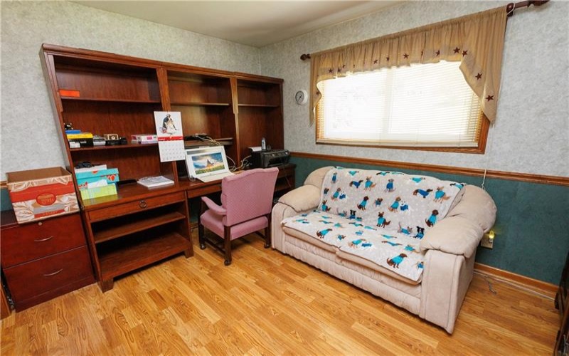 107 Hillman Park Dr, Brownsville, 15417, 3 Bedroom Bedrooms, 9 Room Rooms,3 BathroomBathrooms,Residential,For Sale,Hillman Park Dr,1771983