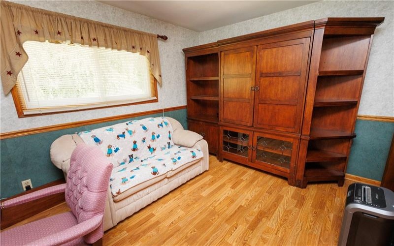 107 Hillman Park Dr, Brownsville, 15417, 3 Bedroom Bedrooms, 9 Room Rooms,3 BathroomBathrooms,Residential,For Sale,Hillman Park Dr,1771983