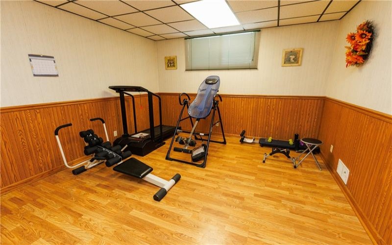 107 Hillman Park Dr, Brownsville, 15417, 3 Bedroom Bedrooms, 9 Room Rooms,3 BathroomBathrooms,Residential,For Sale,Hillman Park Dr,1771983