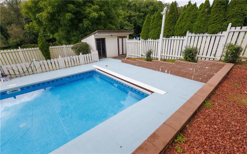 107 Hillman Park Dr, Brownsville, 15417, 3 Bedroom Bedrooms, 9 Room Rooms,3 BathroomBathrooms,Residential,For Sale,Hillman Park Dr,1771983