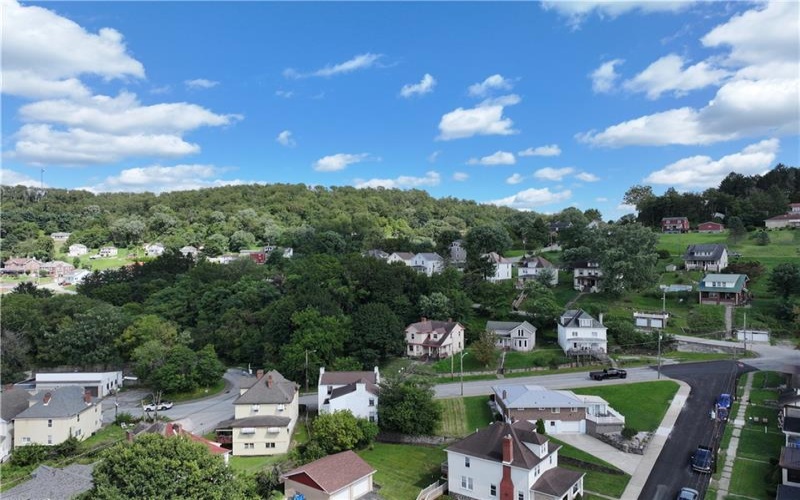 600 Front St, Brownsville, 15417, 3 Bedroom Bedrooms, ,1.1 BathroomBathrooms,Residential,For Sale,Front St,1772019