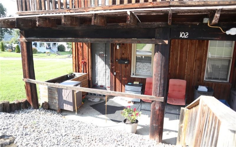 102/104 5th St, California, 15419, ,Multi-unit,For Sale,5th St,1772021