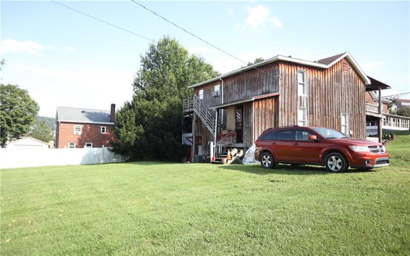 102/104 5th St, California, 15419, ,Multi-unit,For Sale,5th St,1772021
