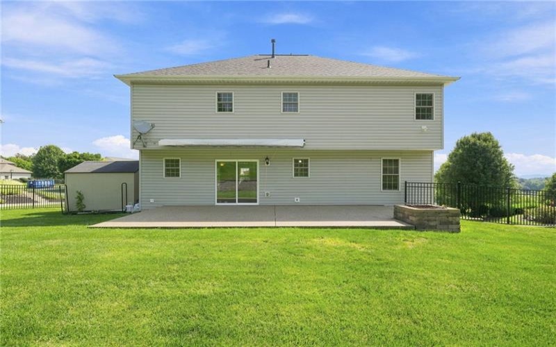 214 Murdock Way, Greensburg, 15601, 4 Bedroom Bedrooms, 11 Room Rooms,2.2 BathroomBathrooms,Residential,For Sale,Murdock Way,1771611