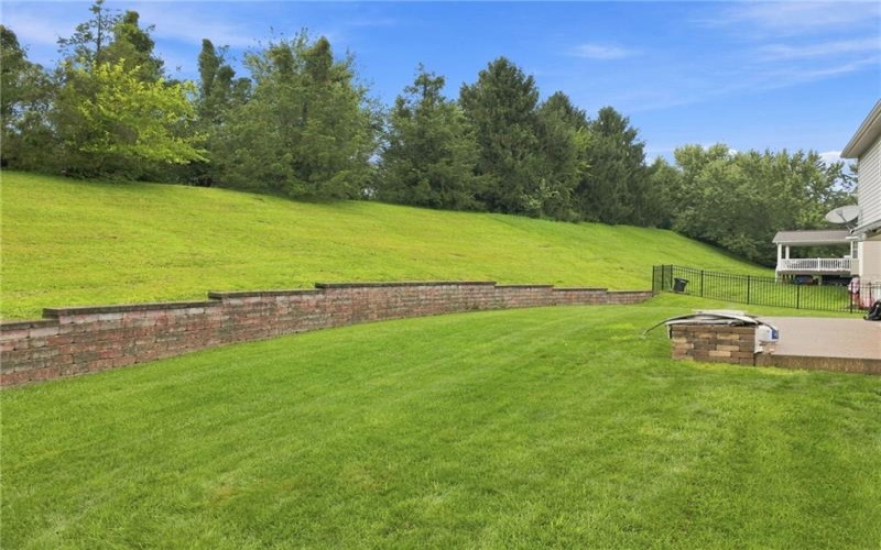 214 Murdock Way, Greensburg, 15601, 4 Bedroom Bedrooms, 11 Room Rooms,2.2 BathroomBathrooms,Residential,For Sale,Murdock Way,1771611