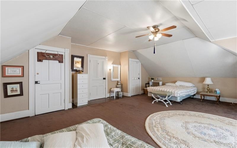 540 Maple Ave, Greensburg, 15601, 5 Bedroom Bedrooms, ,3.1 BathroomBathrooms,Residential,For Sale,Maple Ave,1771634