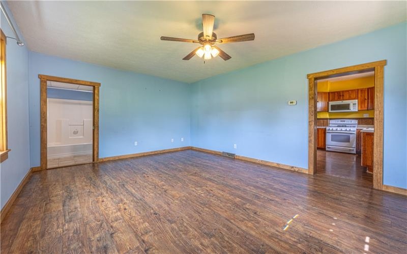 577 Woodside Old Frame Rd, Smithfield, 15478, 3 Bedrooms Bedrooms, ,3 BathroomsBathrooms,Residential,For Sale,Woodside Old Frame Rd,1771874