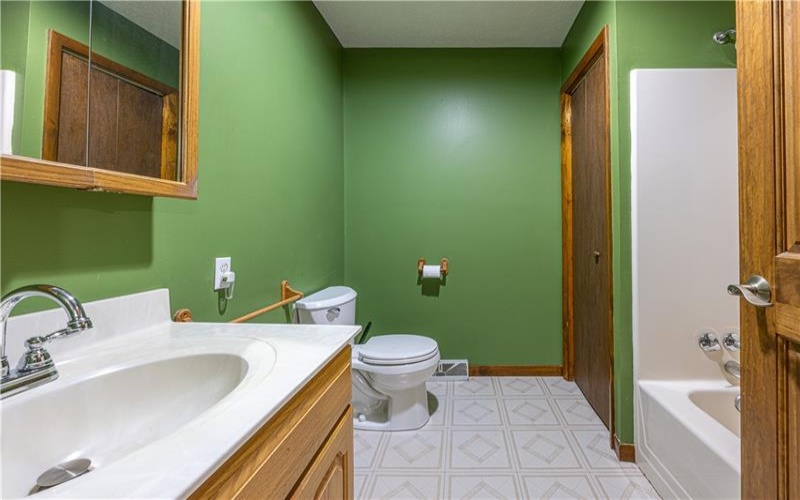 577 Woodside Old Frame Rd, Smithfield, 15478, 3 Bedrooms Bedrooms, ,3 BathroomsBathrooms,Residential,For Sale,Woodside Old Frame Rd,1771874