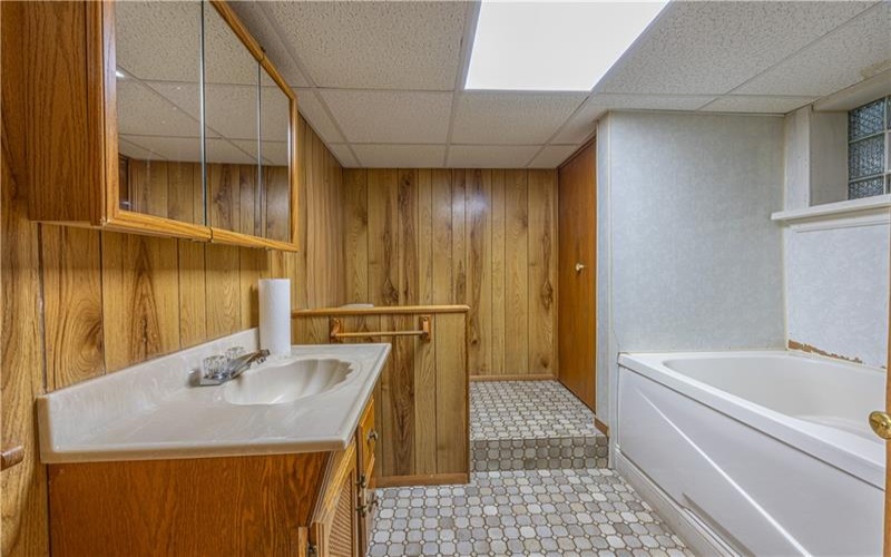 577 Woodside Old Frame Rd, Smithfield, 15478, 3 Bedrooms Bedrooms, ,3 BathroomsBathrooms,Residential,For Sale,Woodside Old Frame Rd,1771874
