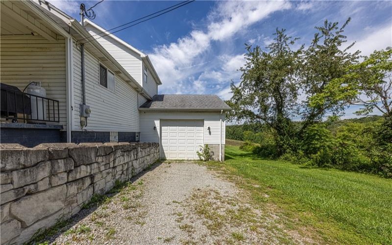 577 Woodside Old Frame Rd, Smithfield, 15478, 3 Bedrooms Bedrooms, ,3 BathroomsBathrooms,Residential,For Sale,Woodside Old Frame Rd,1771874