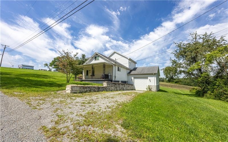 577 Woodside Old Frame Rd, Smithfield, 15478, 3 Bedrooms Bedrooms, ,3 BathroomsBathrooms,Residential,For Sale,Woodside Old Frame Rd,1771874