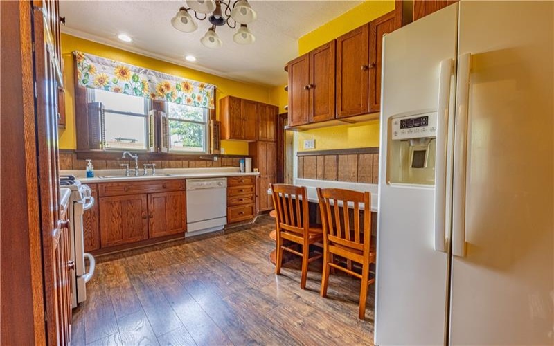 577 Woodside Old Frame Rd, Smithfield, 15478, 3 Bedrooms Bedrooms, ,3 BathroomsBathrooms,Residential,For Sale,Woodside Old Frame Rd,1771874