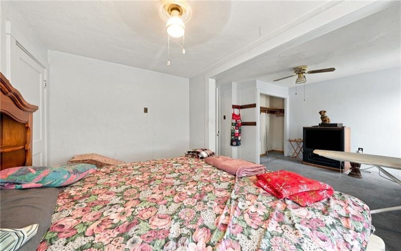 1221 Martin Ave, New Kensington, 15068, 4 Bedrooms Bedrooms, ,2 BathroomsBathrooms,Residential,For Sale,Martin Ave,1770966