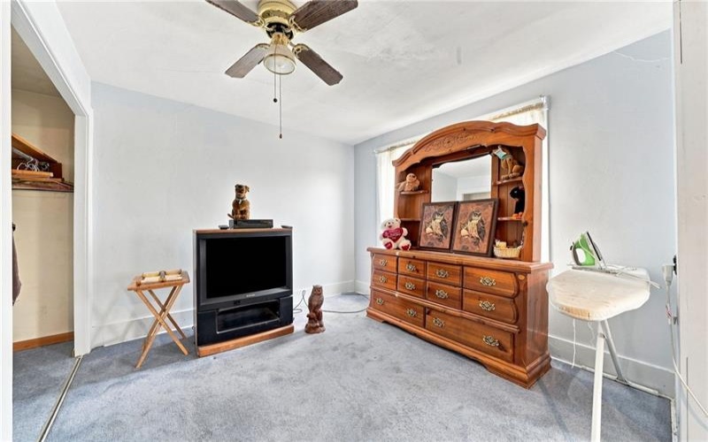 1221 Martin Ave, New Kensington, 15068, 4 Bedrooms Bedrooms, ,2 BathroomsBathrooms,Residential,For Sale,Martin Ave,1770966