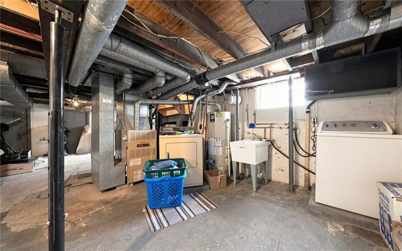 1221 Martin Ave, New Kensington, 15068, 4 Bedrooms Bedrooms, ,2 BathroomsBathrooms,Residential,For Sale,Martin Ave,1770966