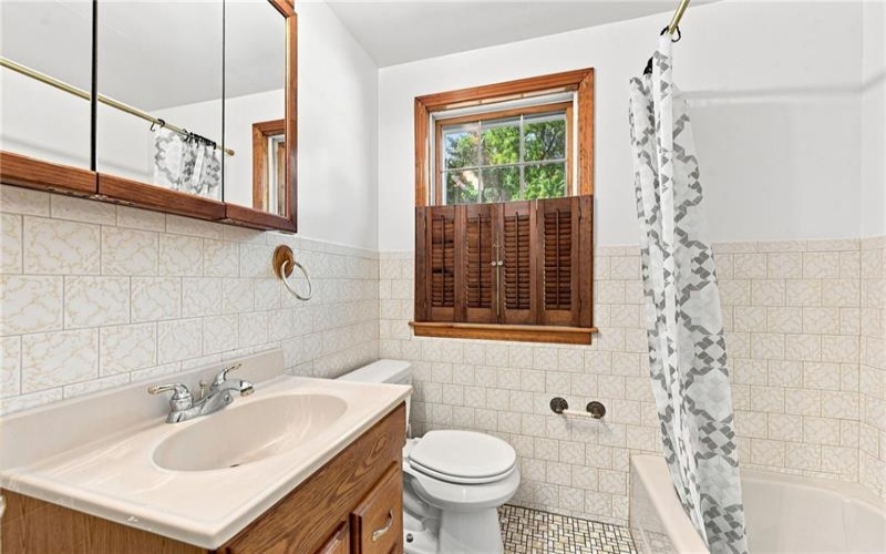 146 Youngstown Rd., Lemont Furnace, 15456, 3 Bedroom Bedrooms, 8 Room Rooms,1.1 BathroomBathrooms,Residential,For Sale,Youngstown Rd.,1771888