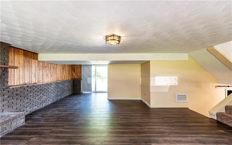 245 Partridge, Greensburg, 15601, 3 Bedroom Bedrooms, 9 Room Rooms,2 BathroomBathrooms,Residential,For Sale,Partridge,1771910