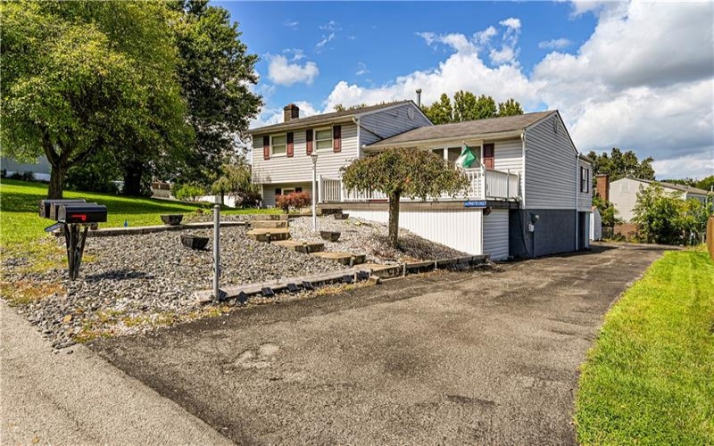 245 Partridge, Greensburg, 15601, 3 Bedroom Bedrooms, 9 Room Rooms,2 BathroomBathrooms,Residential,For Sale,Partridge,1771910