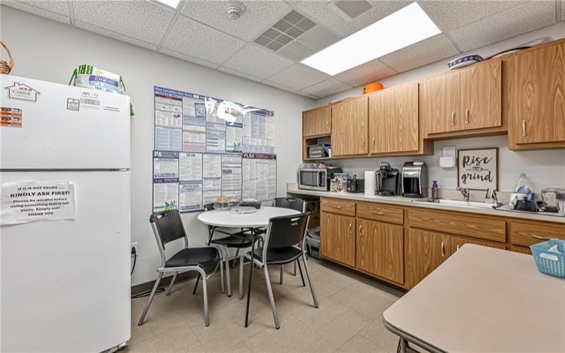 660 Pellis Rd, Greensburg, 15601, ,Commercial-industrial-business,For Sale,Pellis Rd,1770471