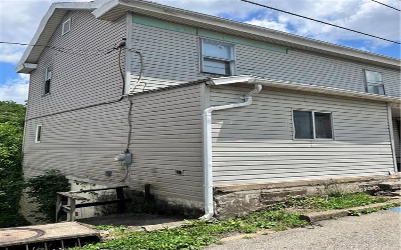 622 Trump Ave, Connellsville, 15425, 3 Bedroom Bedrooms, 7 Room Rooms,1 BathroomBathrooms,Residential,For Sale,Trump Ave,1771623