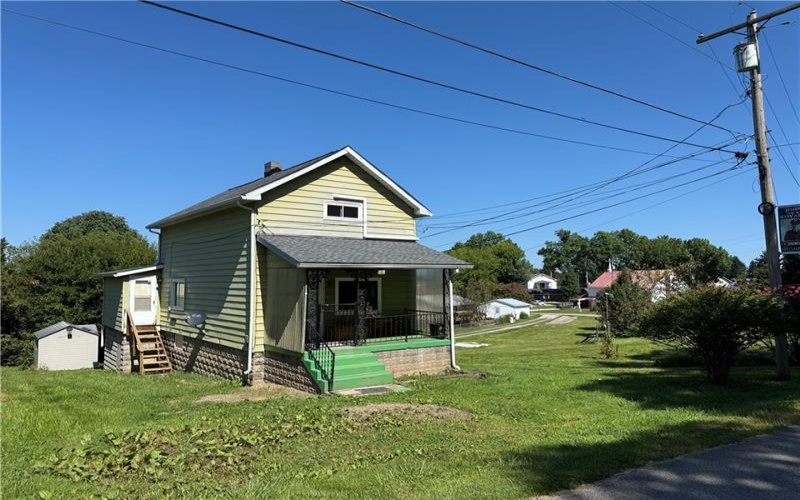 17 E. Franklin Street, Bobtown, 15315, 2 Bedroom Bedrooms, 5 Room Rooms,1 BathroomBathrooms,Residential,For Sale,E. Franklin Street,1772033