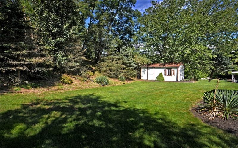 3609 FORBES TRAIL DRIVE, Murrysville, 15668, 3 Bedroom Bedrooms, 8 Room Rooms,2.1 BathroomBathrooms,Residential,For Sale,FORBES TRAIL DRIVE,1772058