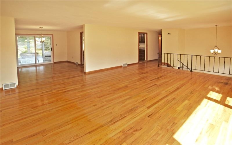 3609 FORBES TRAIL DRIVE, Murrysville, 15668, 3 Bedroom Bedrooms, 8 Room Rooms,2.1 BathroomBathrooms,Residential,For Sale,FORBES TRAIL DRIVE,1772058