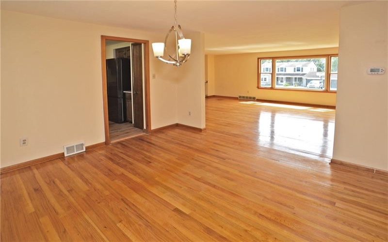 3609 FORBES TRAIL DRIVE, Murrysville, 15668, 3 Bedroom Bedrooms, 8 Room Rooms,2.1 BathroomBathrooms,Residential,For Sale,FORBES TRAIL DRIVE,1772058