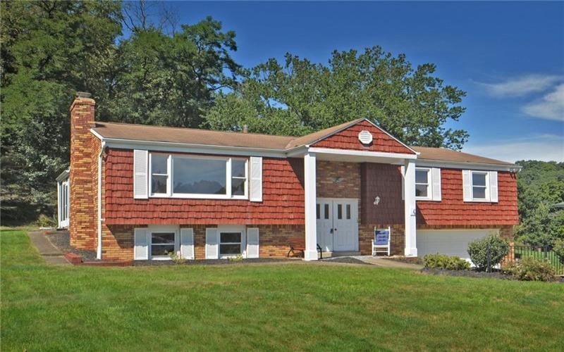 3609 FORBES TRAIL DRIVE, Murrysville, 15668, 3 Bedroom Bedrooms, 8 Room Rooms,2.1 BathroomBathrooms,Residential,For Sale,FORBES TRAIL DRIVE,1772058