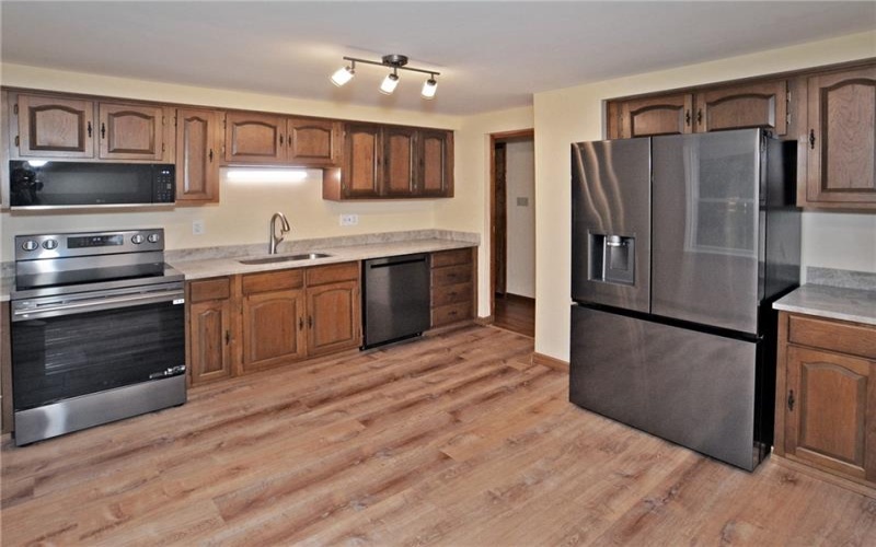 3609 FORBES TRAIL DRIVE, Murrysville, 15668, 3 Bedroom Bedrooms, 8 Room Rooms,2.1 BathroomBathrooms,Residential,For Sale,FORBES TRAIL DRIVE,1772058