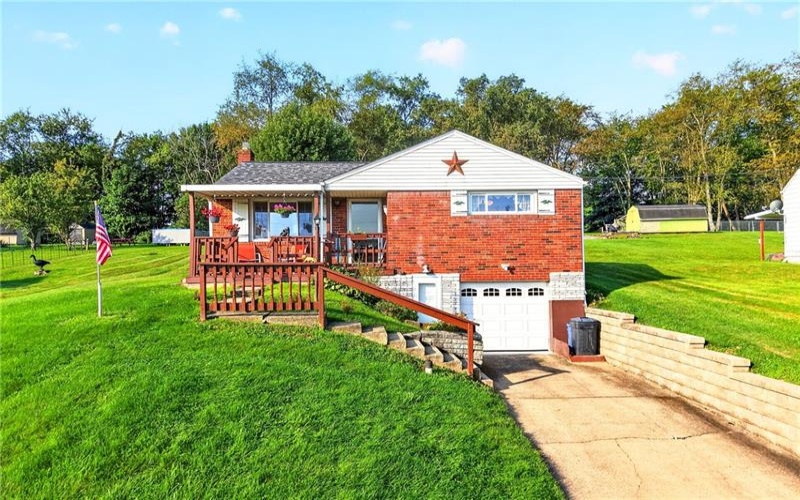 195 LACOCK STREET, Washington, 15301, 3 Bedrooms Bedrooms, 7 Rooms Rooms,1 BathroomBathrooms,Residential,For Sale,LACOCK STREET,1772067