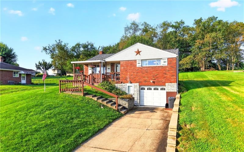 195 LACOCK STREET, Washington, 15301, 3 Bedrooms Bedrooms, 7 Rooms Rooms,1 BathroomBathrooms,Residential,For Sale,LACOCK STREET,1772067