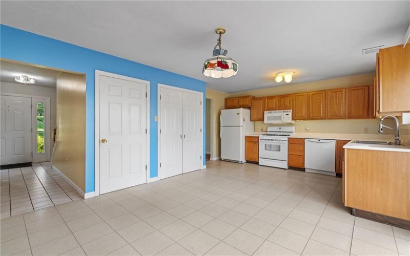 626 Preferred Dr, Washington, 15301, 4 Bedroom Bedrooms, 11 Room Rooms,2.1 BathroomBathrooms,Residential,For Sale,Preferred Dr,1763469