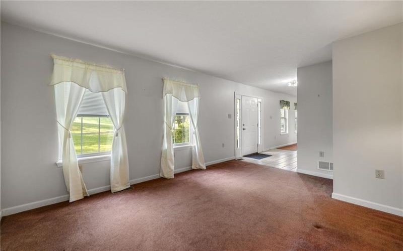 626 Preferred Dr, Washington, 15301, 4 Bedroom Bedrooms, 11 Room Rooms,2.1 BathroomBathrooms,Residential,For Sale,Preferred Dr,1763469